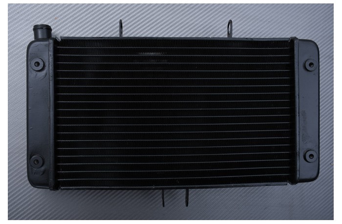 Radiateur SUZUKI BANDIT 400 1991 - 1993 Radiateur SUZUKI BANDIT 400 1991 - 1993