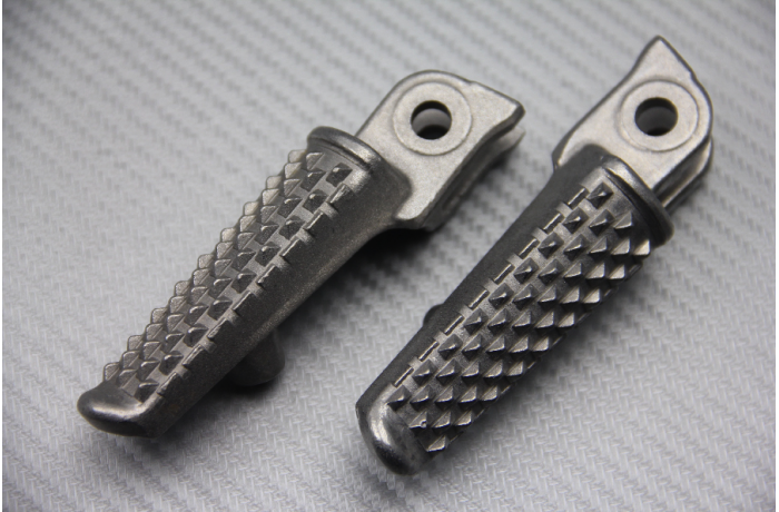 Pareja de estriberas reposapiés delanteras HONDA CBR 600 F / F4 / FI / FS 1999 - 2006