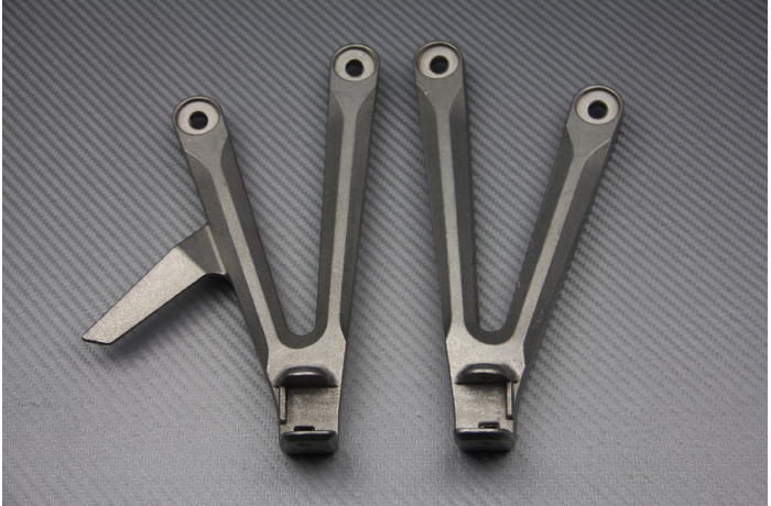 Pareja de estriberas reposapiés traseras HONDA CBR 600 RR 2005 - 2006 Pareja de estriberas reposapiés traseras HONDA CBR 600 RR 2005 - 2006