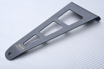 Patte de Fixation AVDB pour échappement YAMAHA YZF R1 / R1M 2015 - 2024
