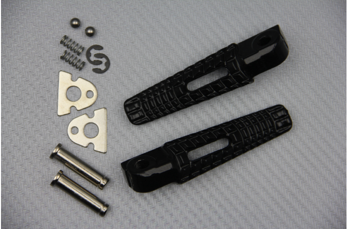 Pair of Rear Footpegs for many SUZUKI