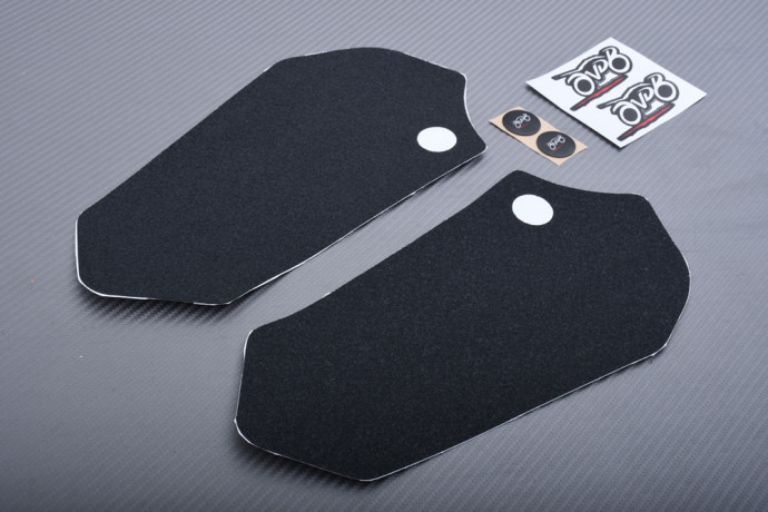 "I duri" Coppia protezioni antiscivolo serbatoio SUZUKI GSXR 600 / 750 2011 - 2018 "I duri" Coppia protezioni antiscivolo serbatoio SUZUKI GSXR 600 / 750 2011 - 2018