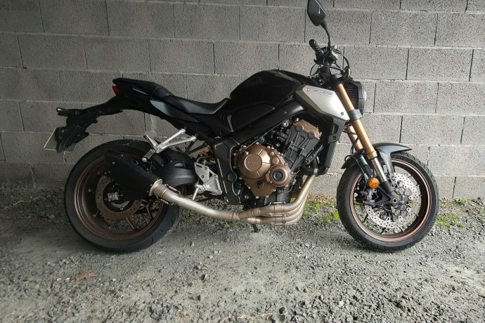 Linea completa / Scarico completo HONDA CB650R / CBR 650 R 2019 - 2023 Linea completa / Scarico completo HONDA CB650R / CBR 650 R 2019 - 2023