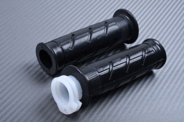 Paire de Poignées Caoutchouc pour Guidon 22mm avec barillet de gaz