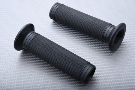Pair of Rubber Handlebar Grips Black 22 / 24mm