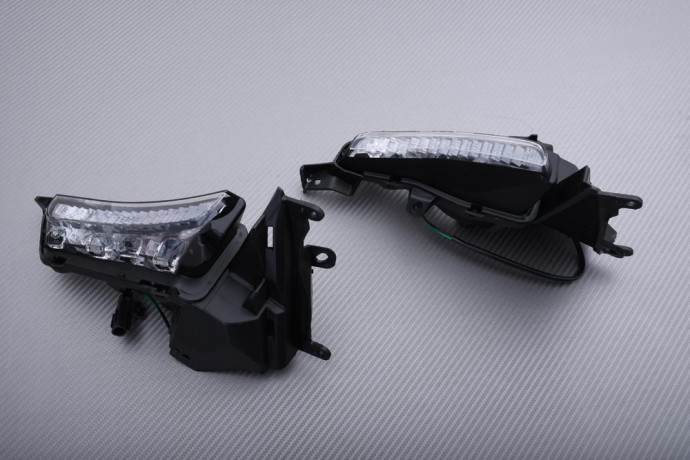 Paire de clignotants avant LED YAMAHA TMAX 560 2020 - 2021 Paire de clignotants avant LED YAMAHA TMAX 560 2020 - 2021