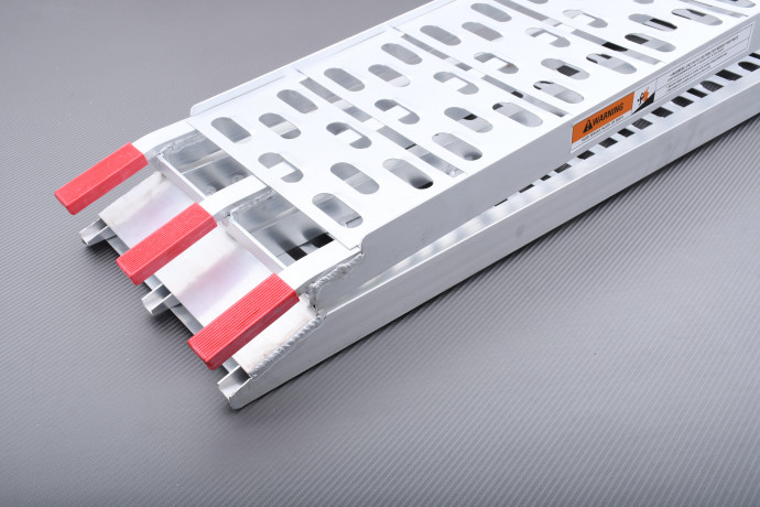 Rampe de chargement pliable en aluminium