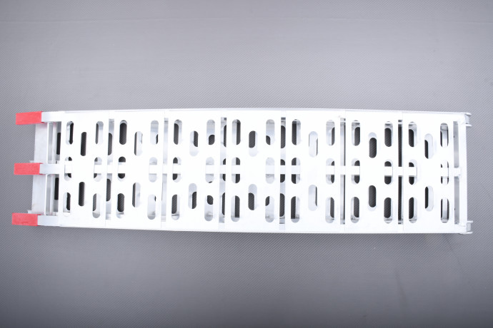 Rampa de carga plegable de aluminio