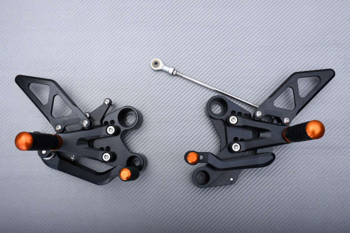 Pedane Arretrate KTM DUKE 790 / 890 / R / GP 2018 - 2024 Pedane Arretrate KTM DUKE 790 / 890 / R / GP 2018 - 2024