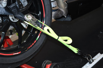 2X Tie down strap with ratchet