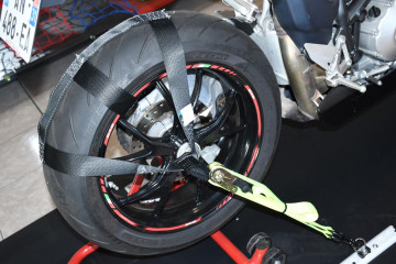 2X Tie down strap with ratchet