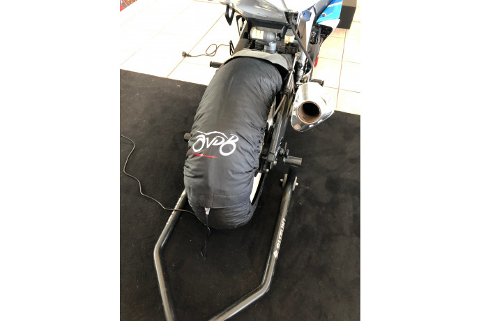 Couvertures Chauffantes Moto pour Pneus 120x190 Couvertures Chauffantes Moto pour Pneus 120x190