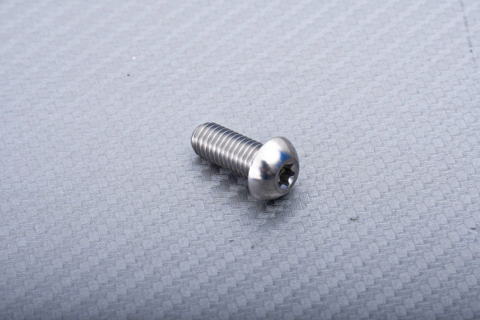 Tornillos de titanio para discos de freno delantero específicos para DUCATI M8 X P1.25 X 20 MM Tornillos de titanio para discos de freno delantero específicos para DUCATI M8 X P1.25 X 20 MM