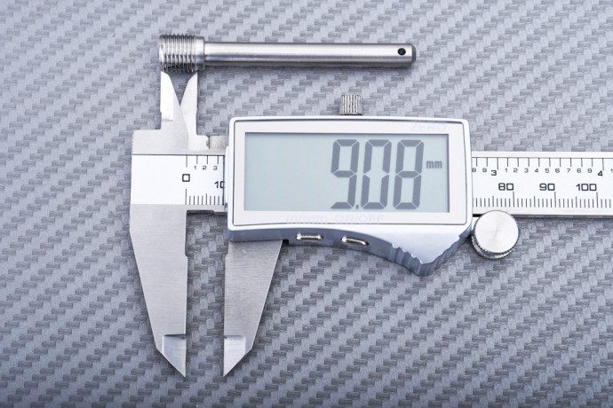 Axe de plaquette de frein avant KAWASAKI M10 X 64 MM