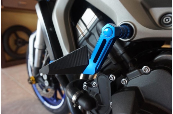 Pair of Frame Sliders / Crash Pads for YAMAHA MT09 / FZ09 & XSR 900 Pair of Frame Sliders / Crash Pads for YAMAHA MT09 / FZ09 & XSR 900