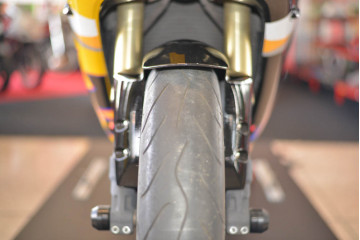 Garde-boue Avant YAMAHA YZF R6 2005 Garde-boue Avant YAMAHA YZF R6 2005