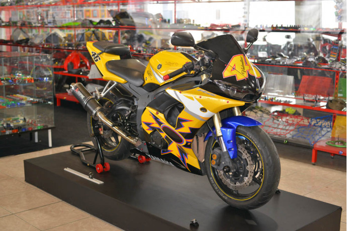 Guardabarro Delantero YAMAHA YZF R3 320 2015 - 2018