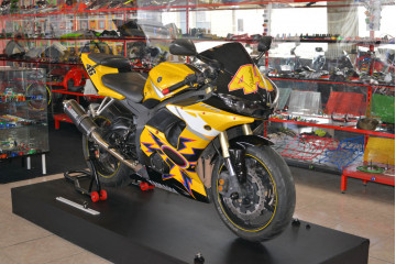 Guardabarro Delantero YAMAHA TMAX 500 2001 - 2007 Guardabarro Delantero YAMAHA TMAX 500 2001 - 2007