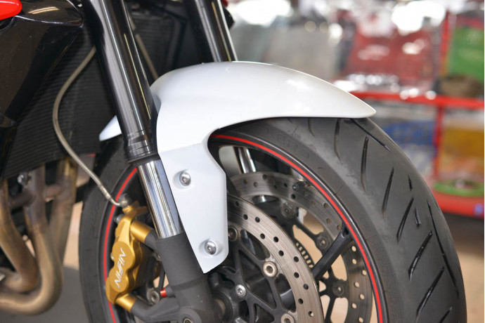 Guardabarro Delantero TRIUMPH STREET TRIPLE 675 / R / RX 2013 - 2017