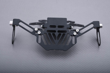 Portamatrícula universal reclinable