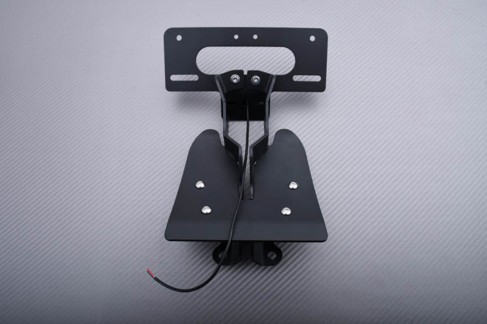 Support de plaque spécifique AVDB TRIUMPH SPEED TRIPLE 1050 R / S / RS 2016 - 2020 Support de plaque spécifique AVDB TRIUMPH SPEED TRIPLE 1050 R / S / RS 2016 - 2020