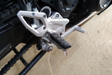 Pair of Front Footpegs for BMW F800 Pair of Front Footpegs for BMW F800