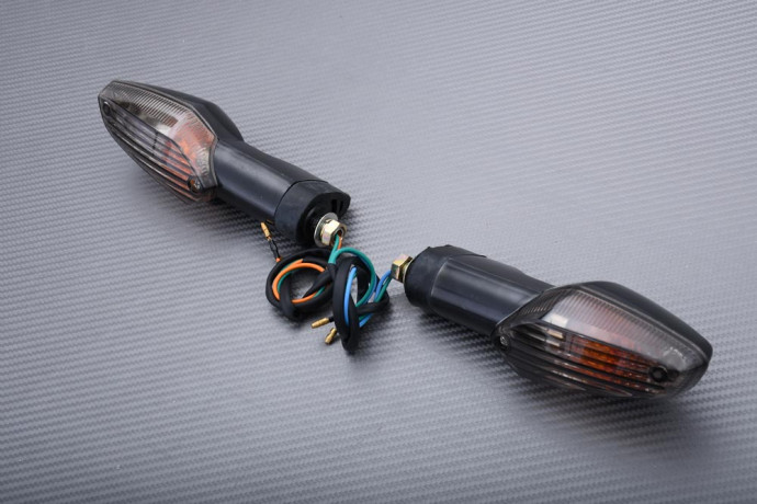 Clignotants arrière type origine HONDA CB / CBF / CBR 125 250 300 R / F 2009 - 2018 Clignotants arrière type origine HONDA CB / CBF / CBR 125 250 300 R / F 2009 - 2018