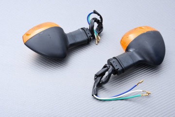 Clignotants arrière type origine YAMAHA YZF R3 / R6 / R1 / FZ6 / FZ8 / FZ1 / FAZER 600 / 800 / 1000 2002 - 2020 Clignotants arrière type origine YAMAHA YZF R3 / R6 / R1 / FZ6 / FZ8 / FZ1 / FAZER 600 / 800 / 1000 2002 - 2020