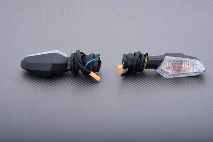 OEM Style front turn signals KAWASAKI ER6N / VERSYS 650 / 1000 2010 - 2021 OEM Style front turn signals KAWASAKI ER6N / VERSYS 650 / 1000 2010 - 2021