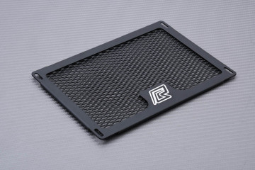 Rejilla protectora del radiador DUCATI MULTISTRADA / MTS 1200 2010 - 2014 Rejilla protectora del radiador DUCATI MULTISTRADA / MTS 1200 2010 - 2014