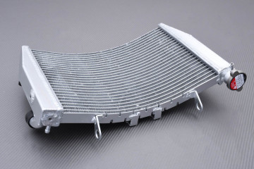 Radiateur MV AGUSTA F4 / F4R / F4RR / F4RC 2010 - 2019 Radiateur MV AGUSTA F4 / F4R / F4RR / F4RC 2010 - 2019
