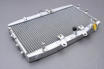 Radiateur TRIUMPH ROCKET III 2300 2004 - 2016 Radiateur TRIUMPH ROCKET III 2300 2004 - 2016