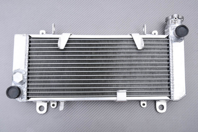 Radiateur HONDA VFR 750 F 1986 - 1989 Radiateur HONDA VFR 750 F 1986 - 1989
