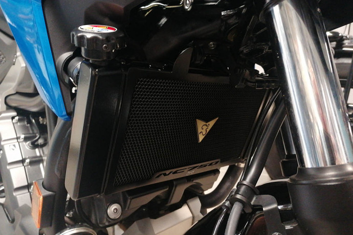 Grille de Radiateur AVDB HONDA NC 750 S / X 2014 - 2021 Grille de Radiateur AVDB HONDA NC 750 S / X 2014 - 2021