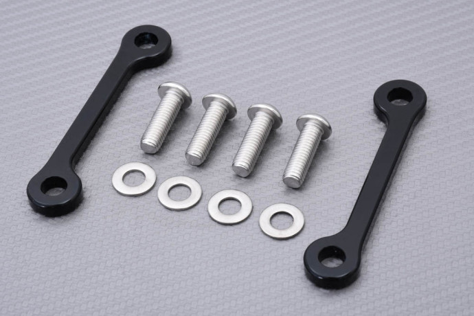 Obturateurs platines repose-pieds passager aluminium SUZUKI SV / SVS 650 / 1000 2003 - 2012 Obturateurs platines repose-pieds passager aluminium SUZUKI SV / SVS 650 / 1000 2003 - 2012
