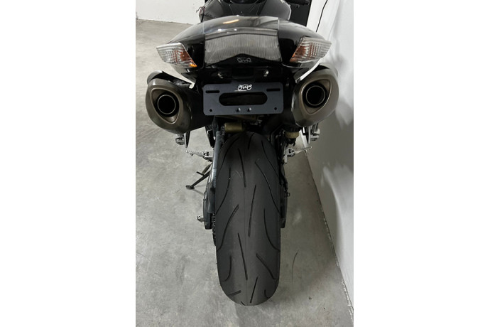 Portatarga specifico AVDB KAWASAKI ZX10R 2006 - 2007 Portatarga specifico AVDB KAWASAKI ZX10R 2006 - 2007