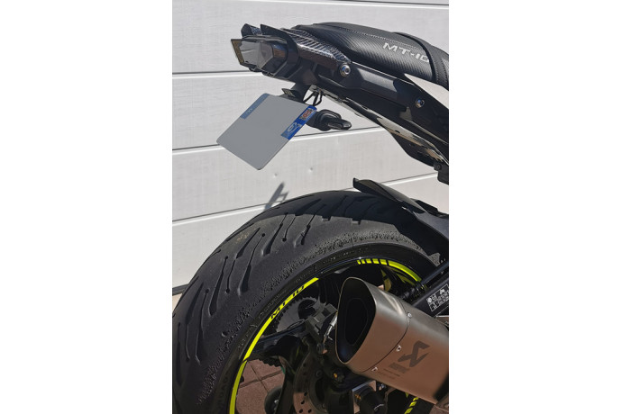 Portamatrícula específico AVDB YAMAHA MT10 / FZ10 / SP / TOURER 2016 - 2021