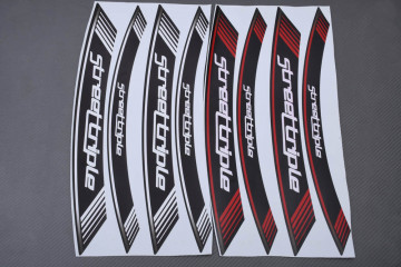 Stickers de llantas - Modelo con sigla ' STREET TRIPLE '