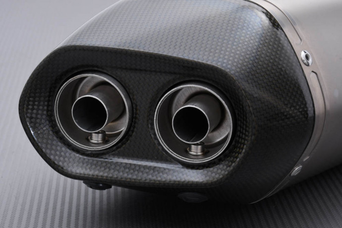 Echappement AKRAPOVIC / SLIP-ON LINE Titane TRIUMPH TIGER 800 XC / XR 2011 - 2016