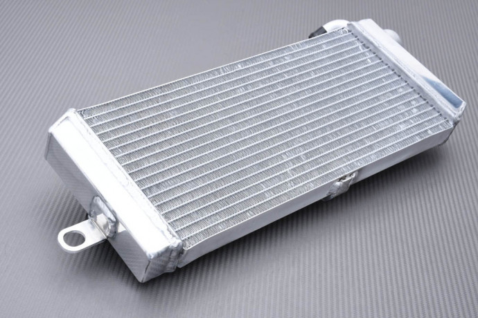 Radiateur HONDA SHADOW VT 400 / 750 S / RS 2010 - 2014 Radiateur HONDA SHADOW VT 400 / 750 S / RS 2010 - 2014