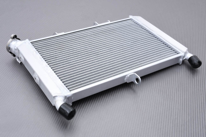 Radiateur YAMAHA MT09 / XSR 900 / TRACER / GT 2015 - 2020 Radiateur YAMAHA MT09 / XSR 900 / TRACER / GT 2015 - 2020