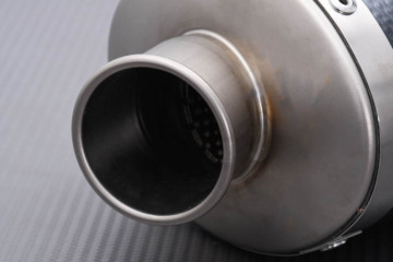 Echappement AKRAPOVIC / SLIP-ON LINE Carbone SUZUKI HAYABUSA GSXR 1300 1999 - 2006 Echappement AKRAPOVIC / SLIP-ON LINE Carbone SUZUKI HAYABUSA GSXR 1300 1999 - 2006