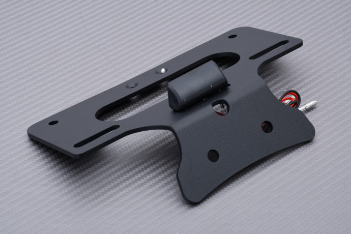 Portatarga specifico AVDB SUZUKI HAYABUSA GSXR 1300 / 1340 2021 - 2023 Portatarga specifico AVDB SUZUKI HAYABUSA GSXR 1300 / 1340 2021 - 2023