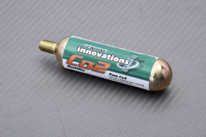 Botella de CO2 25 gr con rosca a la unidad GENUINE INNOVATION 02160