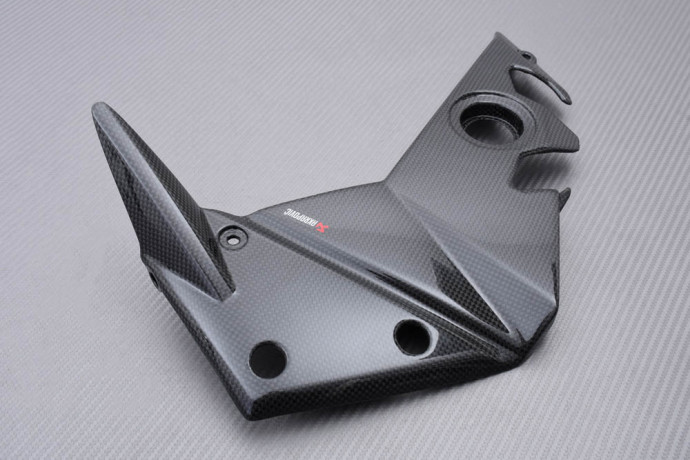 Cubre bastidor izquierdo en carbono Akrapovic KAWASAKI Z750 / Z750R 2007 - 2013