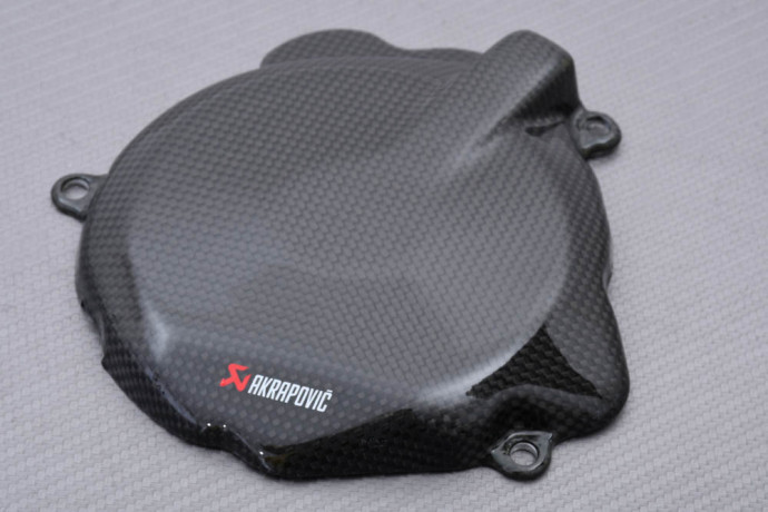 Protection couvercle d'alternateur en Carbone Akrapovic SUZUKI GSXR 1000 2005 - 2008 Protection couvercle d'alternateur en Carbone Akrapovic SUZUKI GSXR 1000 2005 - 2008