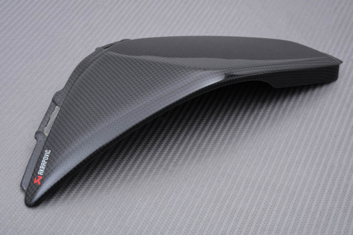 Cubierta bajo depósito Izquierdo en carbono Akrapovic HONDA CBR 1000 RR 2008 - 2011 Cubierta bajo depósito Izquierdo en carbono Akrapovic HONDA CBR 1000 RR 2008 - 2011
