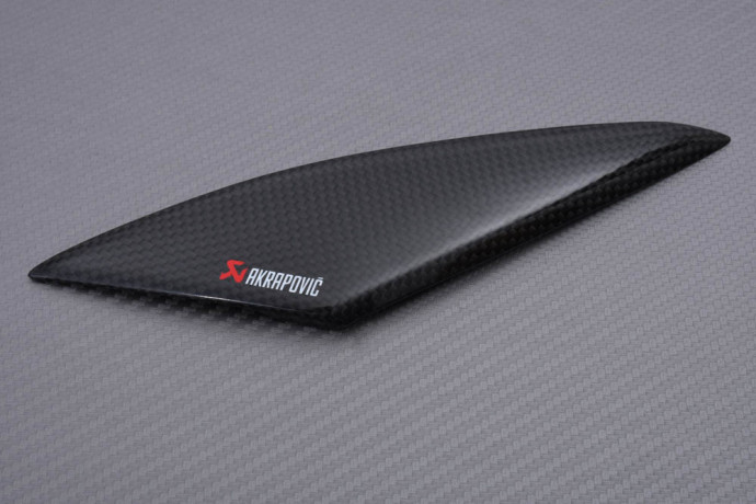 Par de tapas de depósito laterales en carbono Akrapovic SUZUKI GSXR 1000 2005 - 2006