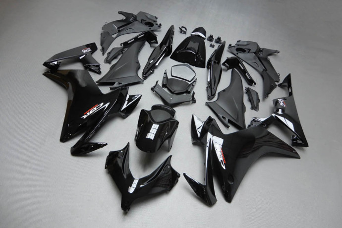 Komplette Motorradverkleidung HONDA CBR 500 R 2013 - 2015 Komplette Motorradverkleidung HONDA CBR 500 R 2013 - 2015