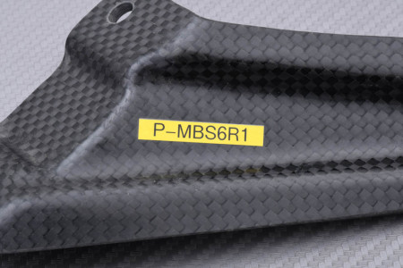 Patte de fixation d'échappement en Carbone Akrapovic SUZUKI GSXR 600 / 750 2004 - 2005